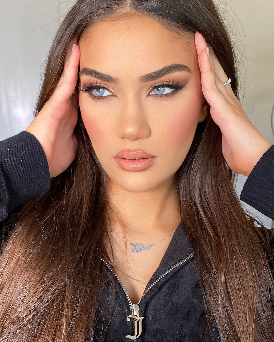 Best Bright Grey Color Contacts | Arctic Grey - Dimple – Dimple Color